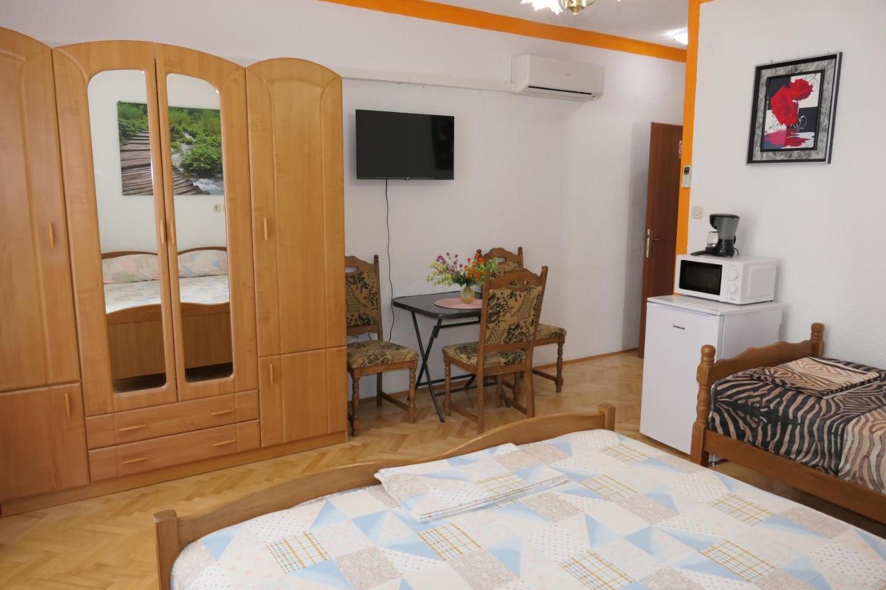 And Juki Apartment *