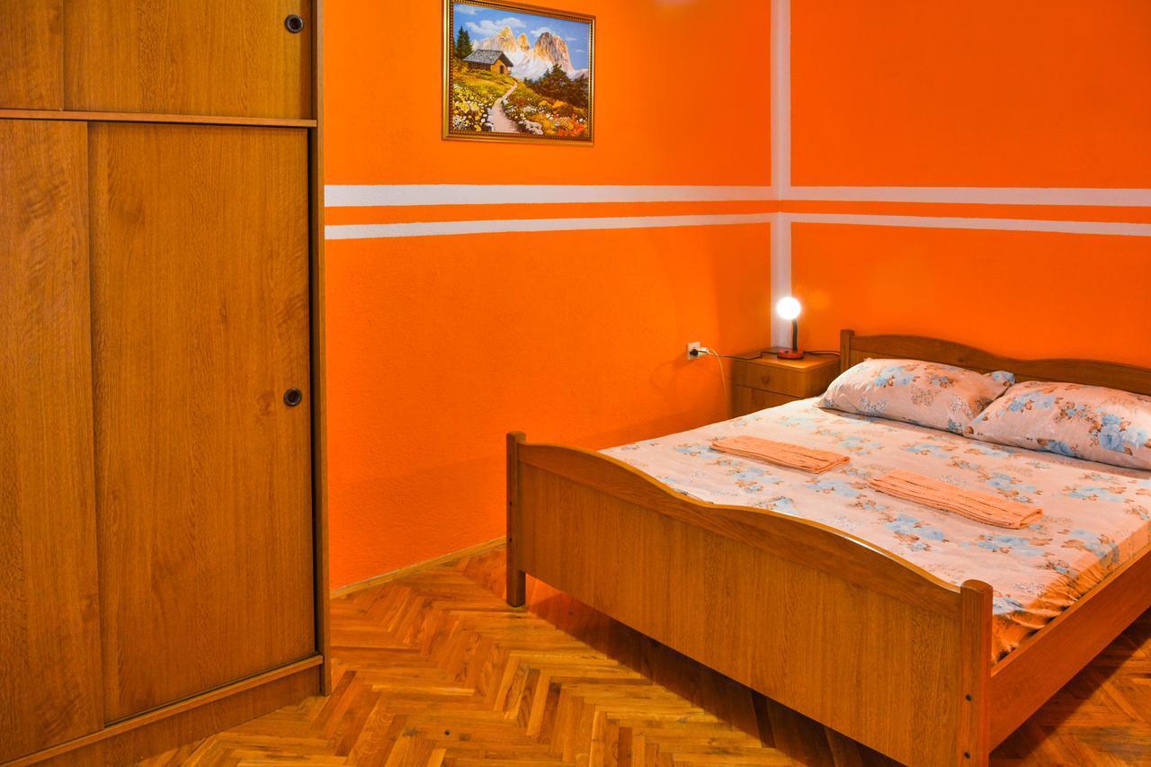Apartment And Juki *